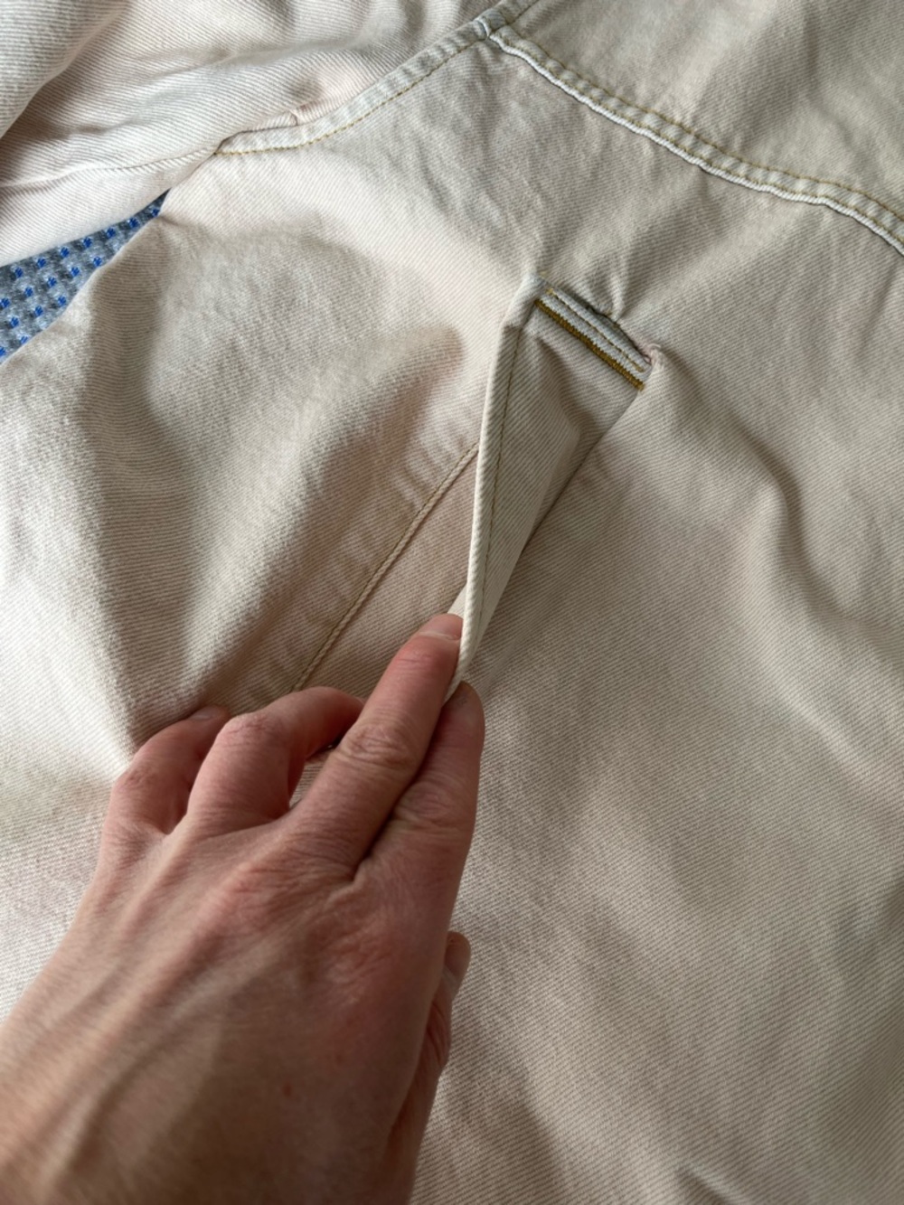 Cream Cotton Button-Front Jean Jacket - Picture 4 of 9
